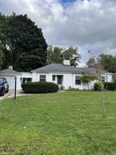 Main picture of 1142 Edison Ave NW
