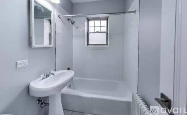 Main picture of 2730 Hampton Pkwy