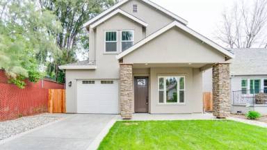 Main picture of 3968 Downey Way