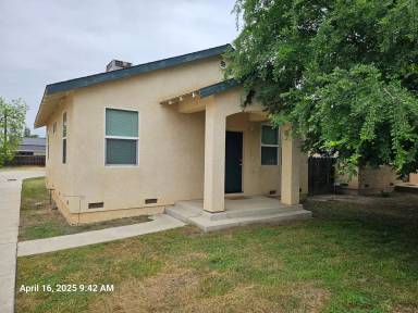 Main picture of 712 E Apricot Ave