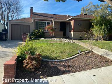 Main picture of 16105 Carolyn St