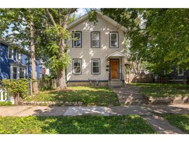 Main picture of 32 Douglas St