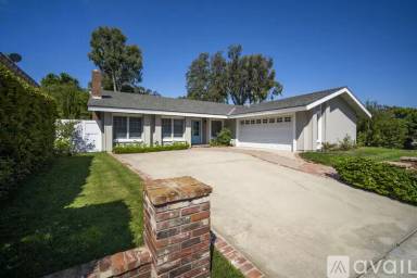 Main picture of 29131 Kensington Dr