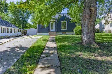 Main picture of 437 W Elm St