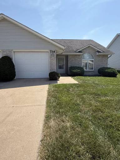 Main picture of 714 Pine Ridge Dr