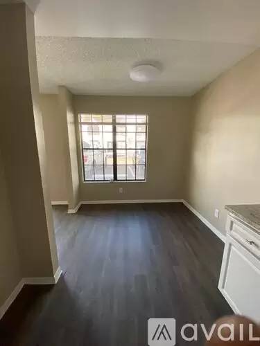 Main picture of St Andrews Square Townhomes