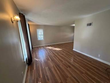 Main picture of 532 Gilbert Ave
