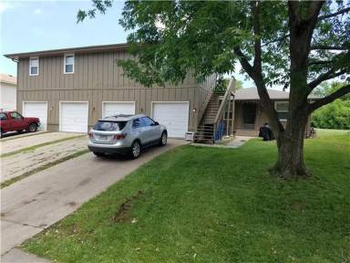 Main picture of 1 Twenty Two at 63rd Apartments