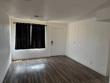 Main picture of 940 N Sonora St