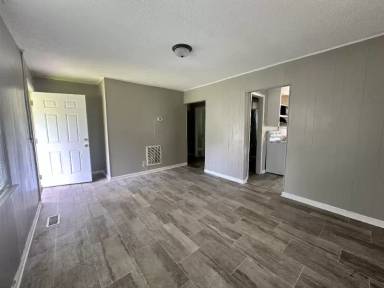 Main picture of 59 Dumont St