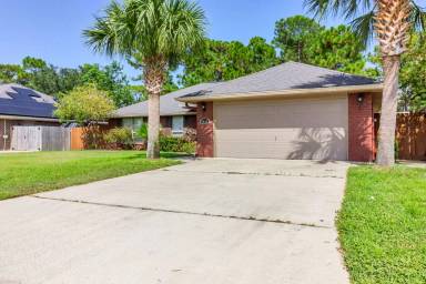 Main picture of 1952 Bay Pine Cir