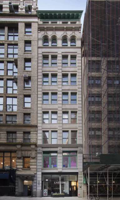 Main picture of West Gramercy