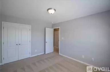 Main picture of 168 Basket Oak Dr