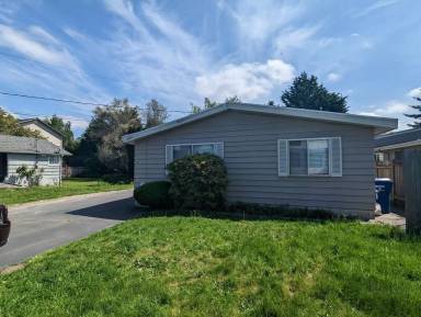 Main picture of 9710 Woodlawn Ave N