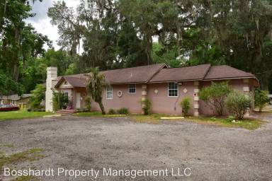 Main picture of 3910 SE 17th Ave