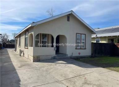 Main picture of 130 W 19th St