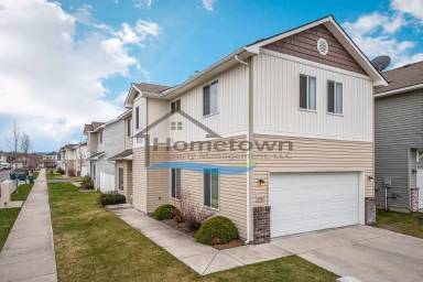 Main picture of 7807 N Holyoke Loop