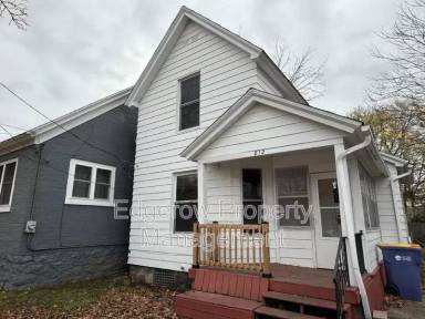 Main picture of 812 6th St NW