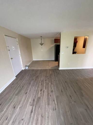 Main picture of 910 Teall Ave