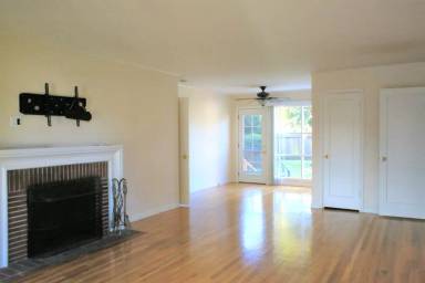 Main picture of 3618 Curtiss St