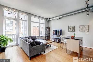 Main picture of 1390 V St NW
