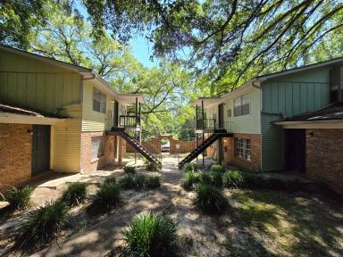 Main picture of 814 Arkansas St