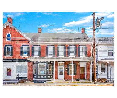 Main picture of 104 N Main St