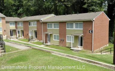 Main picture of 390 W Lake Ave NW