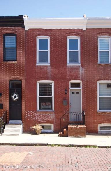 Main picture of 25 S Curley St