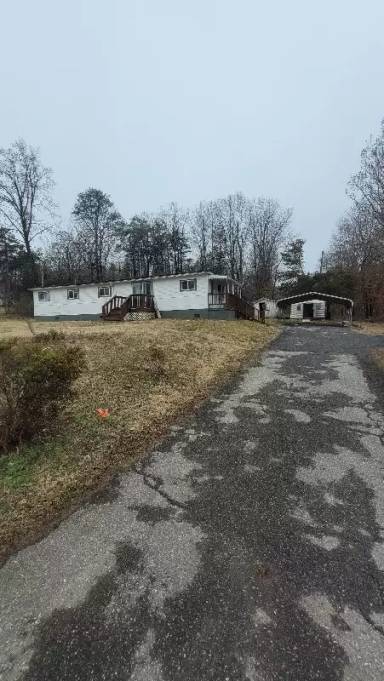 Main picture of 1320 English Tavern Rd