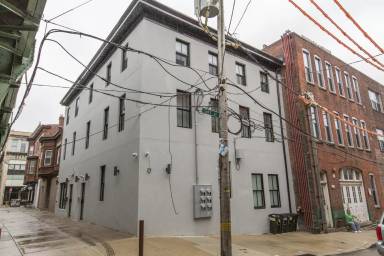 Main picture of 113 Gay Street - 3