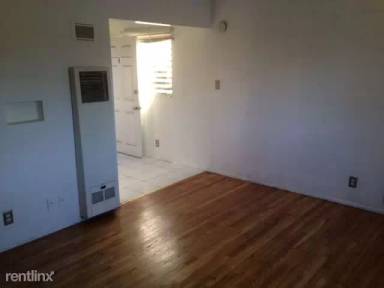 Main picture of 12732 Venice Blvd