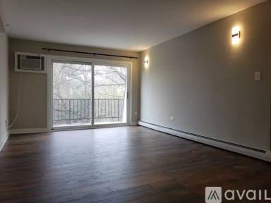 Main picture of 10126 S 84th Ter