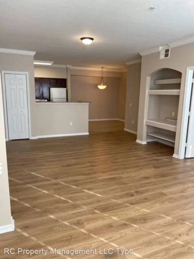 Main picture of Barrington Park Condominiums
