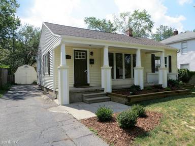 Main picture of 216 Lexington Ave NW