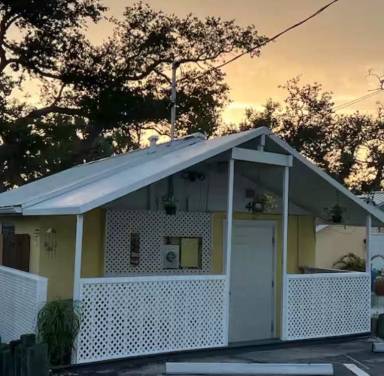 Main picture of 870 S McCall Rd