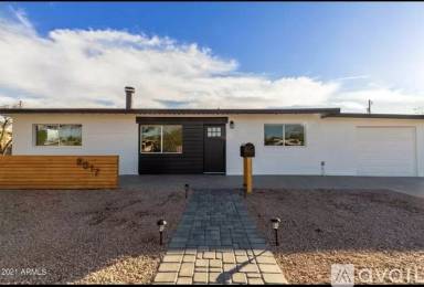 Main picture of 8017 E Granada Rd