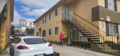 Main picture of 323 N Virgil Ave