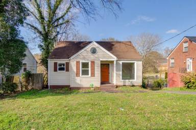 Main picture of 1211 Saturn Dr