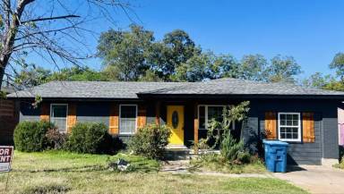 Main picture of 901 Leeper Dr