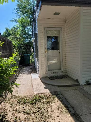 Main picture of 1240 Elmira St