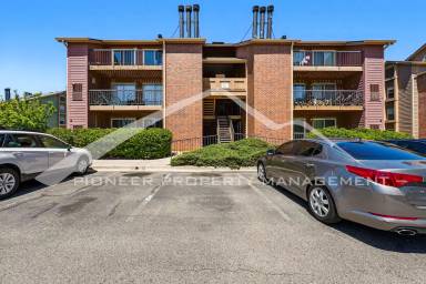 Main picture of Chestnut Condos