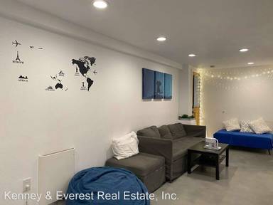 Main picture of 592B S Van Ness Ave