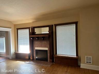 Main picture of 801 S Lincoln Pl
