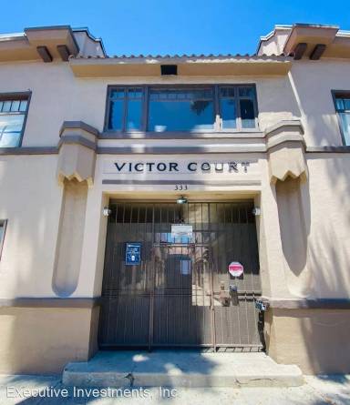 Main picture of 333 W 4th St