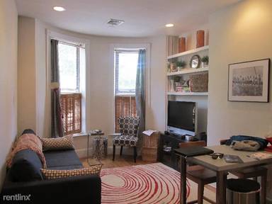 Main picture of 221 W Newton St