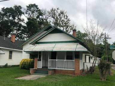 Main picture of 1815 Starnes St