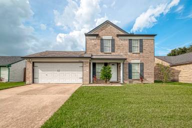 Main picture of 9905 Brookview Dr