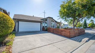 Main picture of 1800 Village East Dr