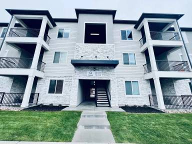 Main picture of 3364 W Hardman Way